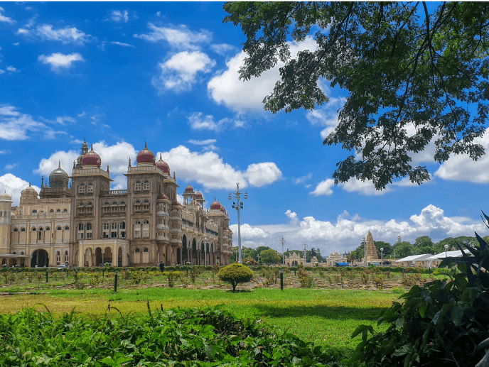 Exploring Mysore Palace : known as Amba Vilas Palace...
